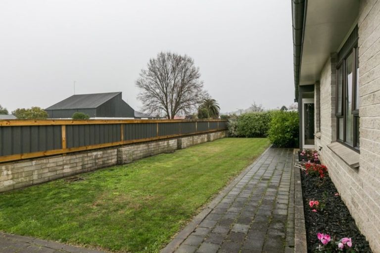 Photo of property in 8 Ryan Crescent, Greenmeadows, Napier, 4112