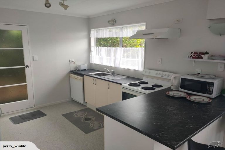 Photo of property in 1/4 Florio Terrace, Tawa, Wellington, 5028