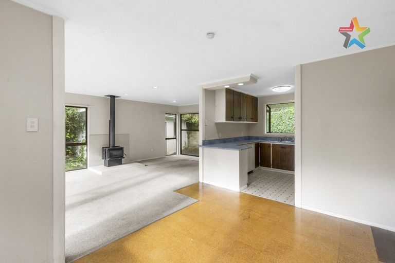 Photo of property in 20 Amber Grove, Birchville, Upper Hutt, 5018