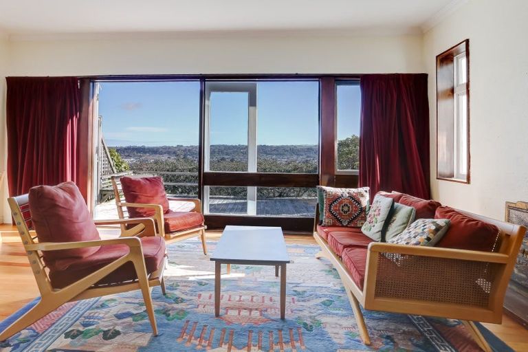 Photo of property in 11 Hipango Terrace, Durie Hill, Whanganui, 4500