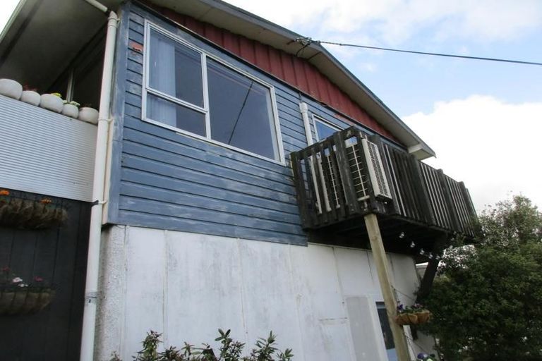 Photo of property in 27a Thomas Street, Stokes Valley, Lower Hutt, 5019