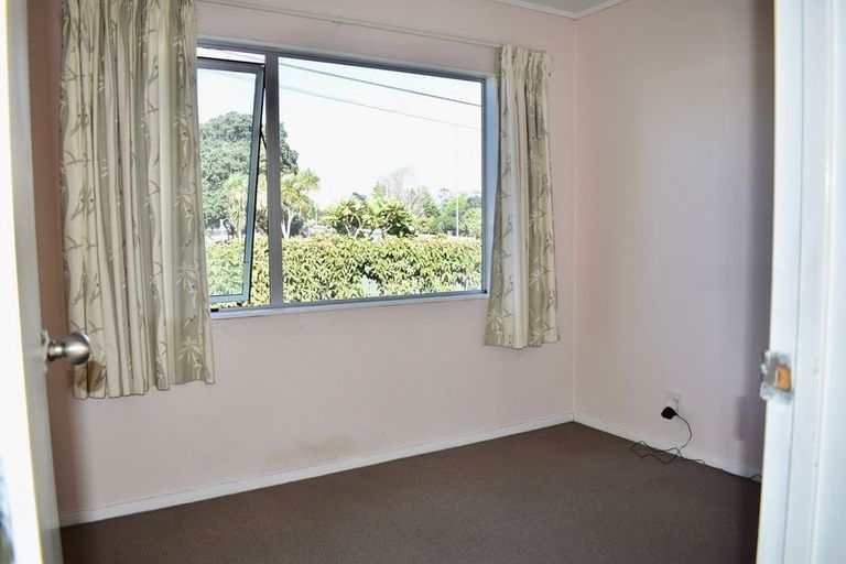 Photo of property in 1/20 Northcote Road, Takapuna, Auckland, 0622