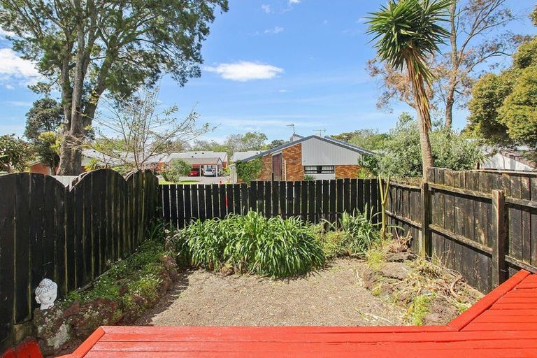 Photo of property in 7/18 Seabrook Avenue, New Lynn, Auckland, 0600