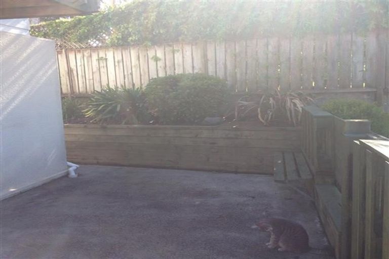 Photo of property in 2/37 Toru Street, Te Atatu Peninsula, Auckland, 0610