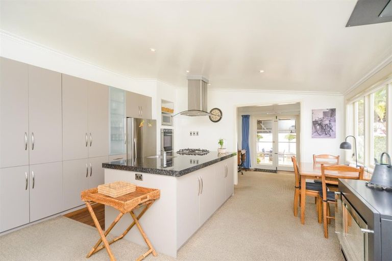 Photo of property in 23 Follett Street, Marton, 4710