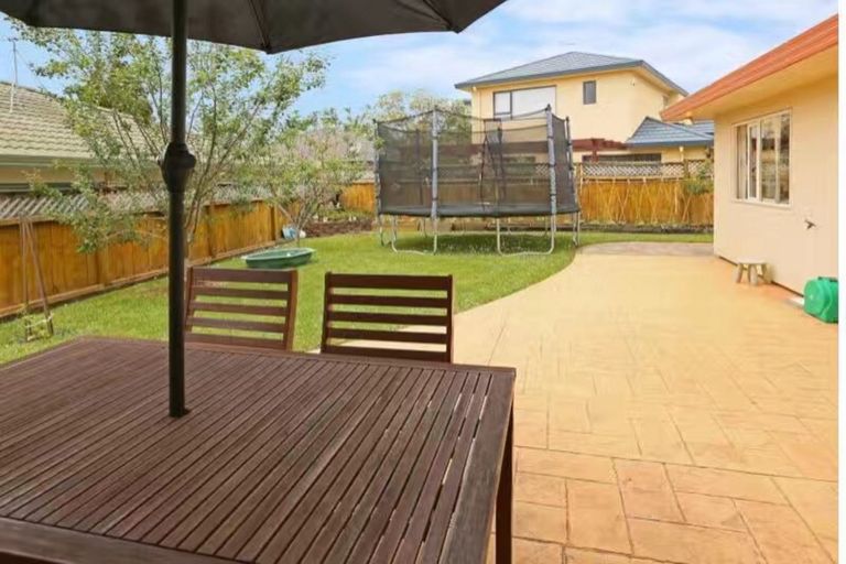 Photo of property in 6 Highfields Terrace, Henderson, Auckland, 0612