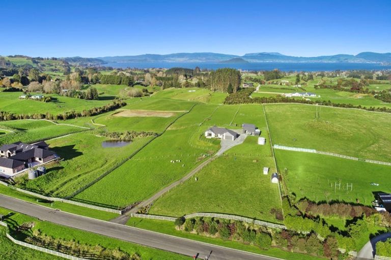 Photo of property in 47 Todd Duncan Drive, Hamurana, Rotorua, 3096