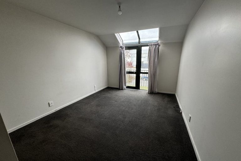 Photo of property in 4/2 Brittan Street, Linwood, Christchurch, 8011