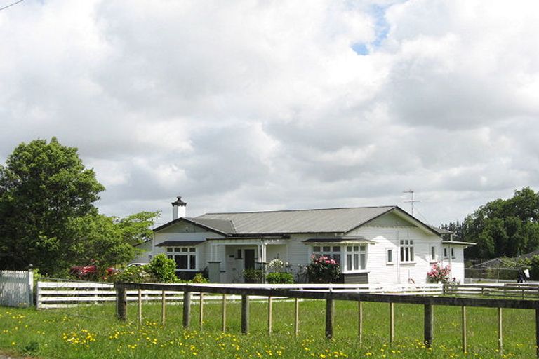 Photo of property in 74 Ponga Road, Opaheke, Papakura, 2584