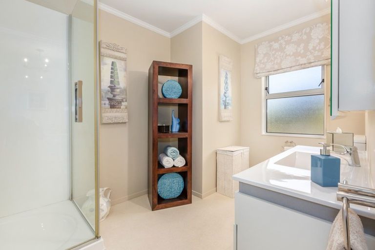 Photo of property in 15 Bosun Terrace, Whitby, Porirua, 5024