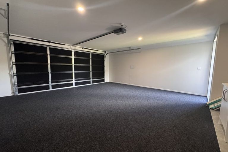 Photo of property in 92 Muirhill Street, Halswell, Christchurch, 8025