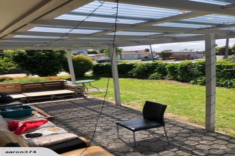 Photo of property in 1 Snead Place, Hamilton East, Hamilton, 3216