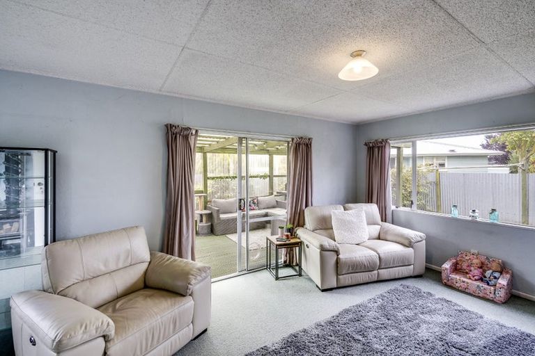 Photo of property in 8 Norrie Place, Tamatea, Napier, 4112