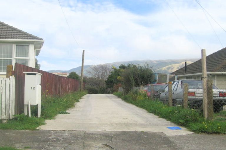Photo of property in 12 Stevens Crescent, Ranui, Porirua, 5024