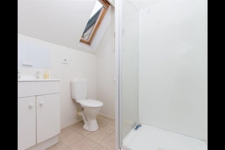 Photo of property in 6 Orinda Close, Botany Downs, Auckland, 2010