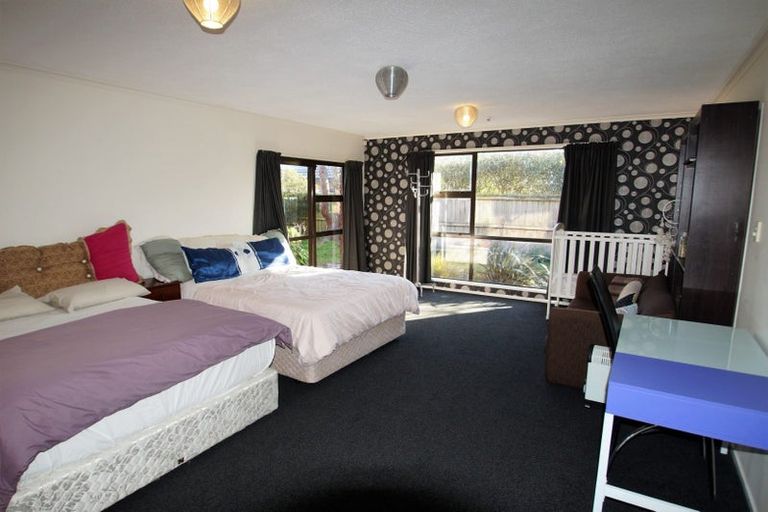 Photo of property in 18a Sabys Road, Halswell, Christchurch, 8025