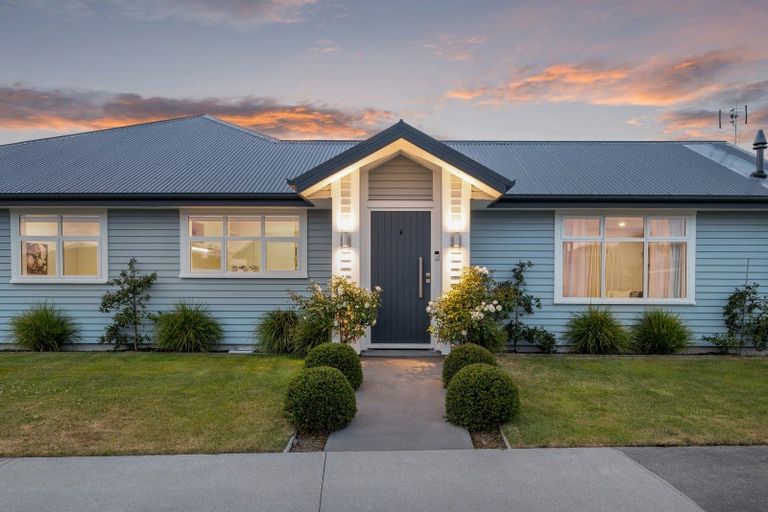 Photo of property in 16 Durells Crescent, Kaiapoi, 7630