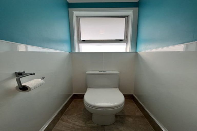 Photo of property in 13 Sombrero View, Ascot Park, Porirua, 5024