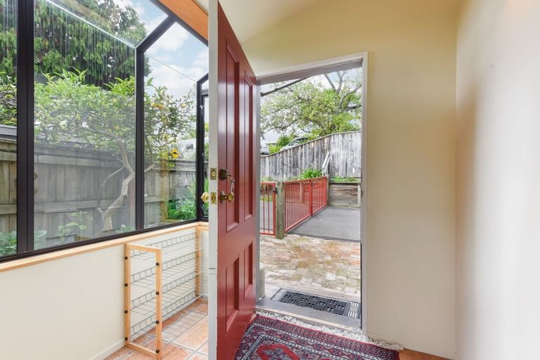 Photo of property in 64 Mount Street, Nelson South, Nelson, 7010
