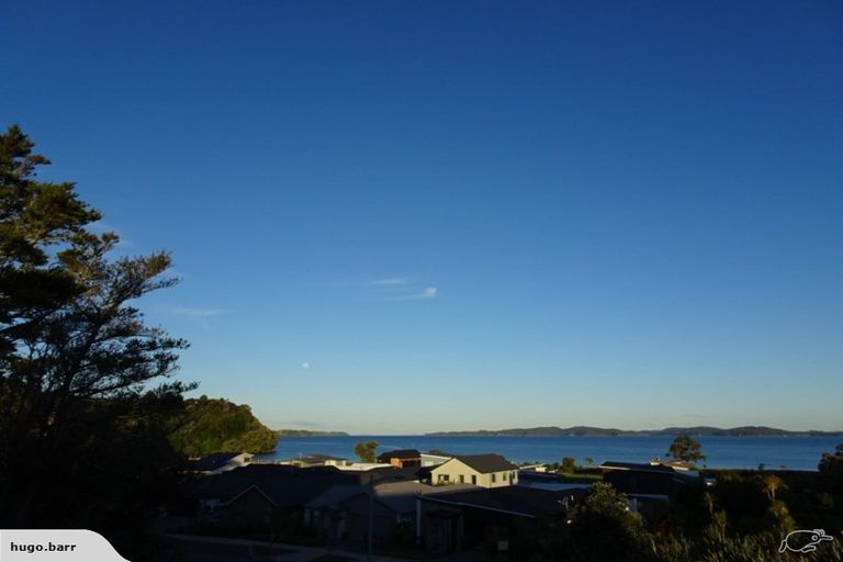 Photo of property in 9 Koru Place, Snells Beach, 0920