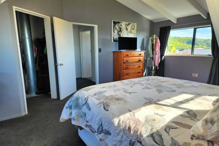 Photo of property in 24 Ogilvie Road, Gladstone, Greymouth, 7805