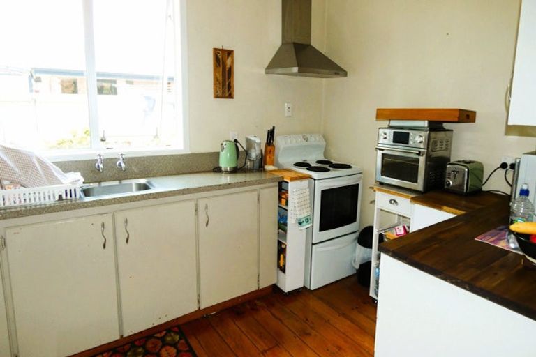 Photo of property in 149 Romilly Street, Westport, 7825