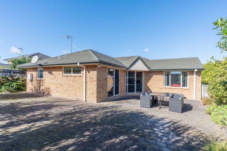Photo of property in 16 Callum Brae Drive, Rototuna, Hamilton, 3210