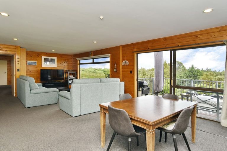 Photo of property in 1 Rockview Place, Mount Pleasant, Christchurch, 8081