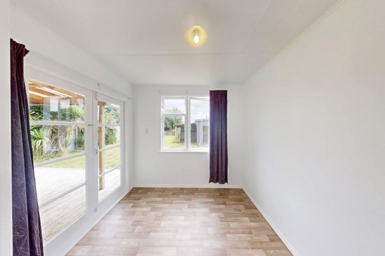 Photo of property in 10 Armstrong Place, Gonville, Whanganui, 4501