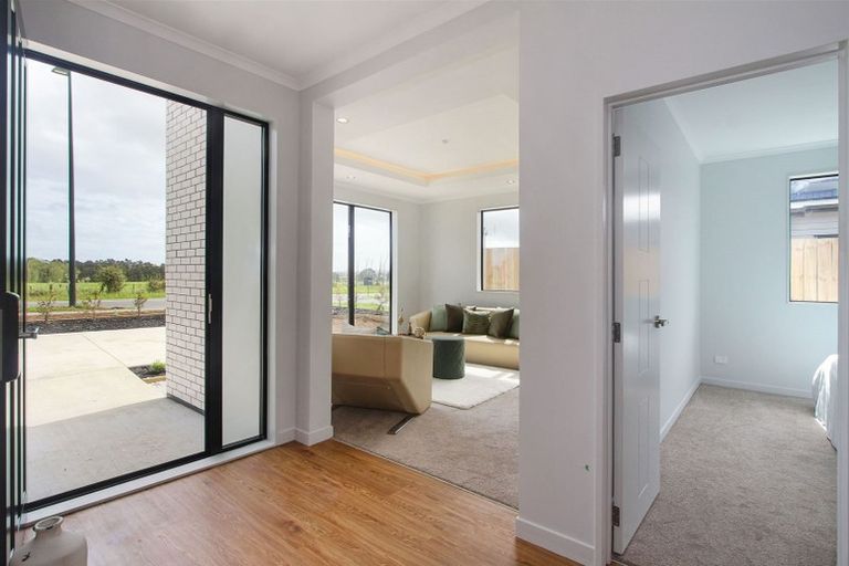 Photo of property in 65 Clarks Beach Road, Clarks Beach, 2122