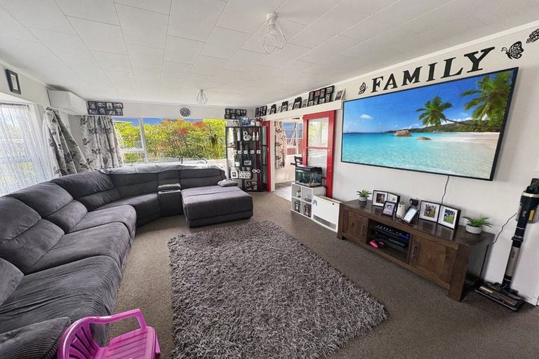 Photo of property in 68 Kennedy Drive, Levin, 5510