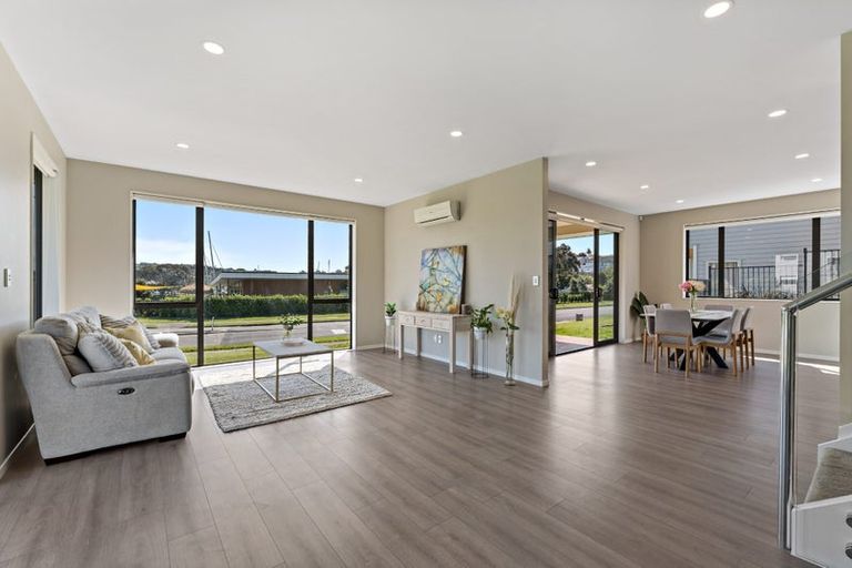 Photo of property in 1 Parkview Drive, Gulf Harbour, Whangaparaoa, 0930