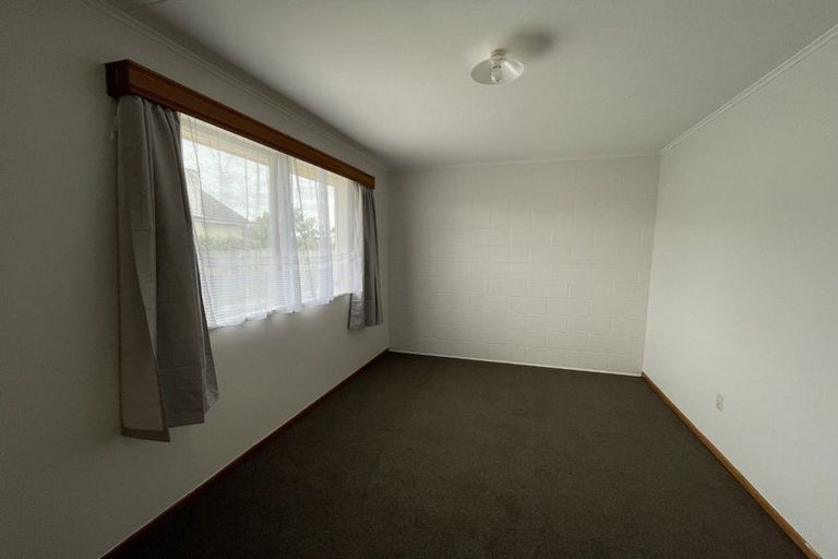 Photo of property in 805 Lawrence Street, Akina, Hastings, 4122