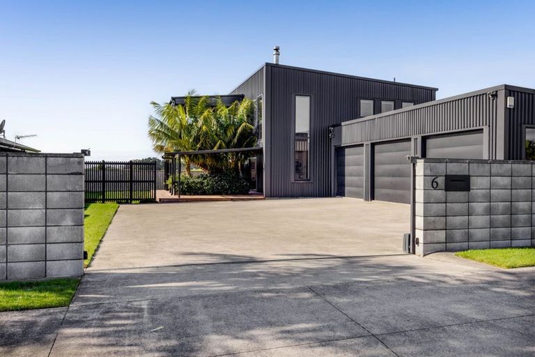 Photo of property in 6 Hawetaone Street, Bell Block, New Plymouth, 4312