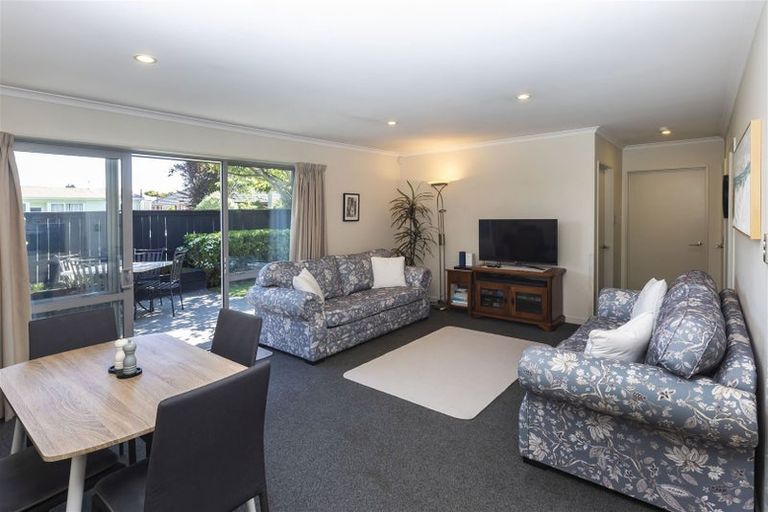 Photo of property in 1/3 Glenfield Crescent, Mairehau, Christchurch, 8052