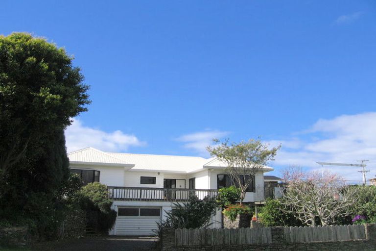 Photo of property in 73 Pitau Road, Mount Maunganui, 3116