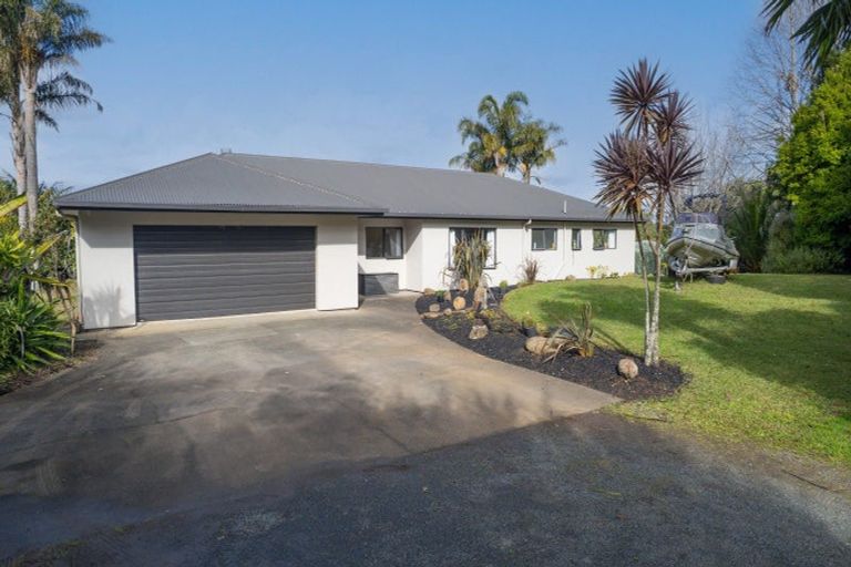 Photo of property in 31 Mccaughan Road, Kerikeri, 0294