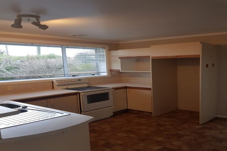 Photo of property in 12 Derwent Street, Bryndwr, Christchurch, 8053