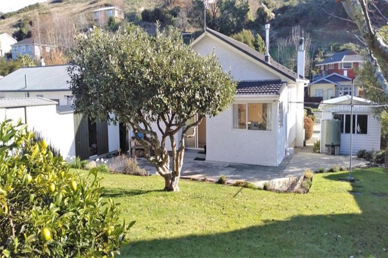 Photo of property in 51 Emano Street, Toi Toi, Nelson, 7010