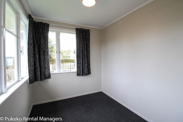 Photo of property in 1/16 Brentford Place, Manurewa, Auckland, 2102