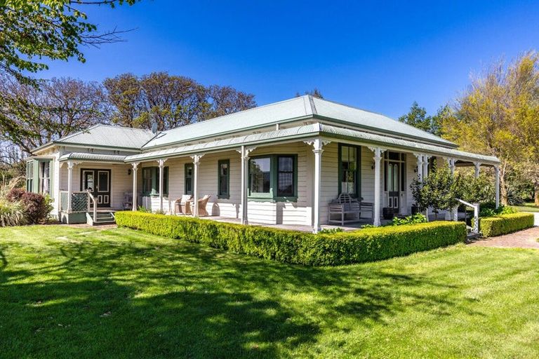 Photo of property in 100 Rowley Crescent, Grovetown, Blenheim, 7202