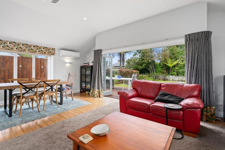 Photo of property in 15 Hamilton Road, Cambridge, 3434