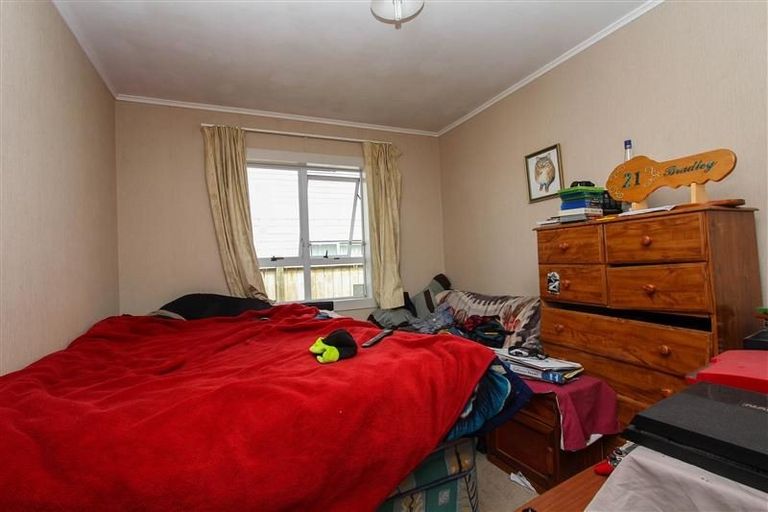 Photo of property in 8 Snead Place, Hamilton East, Hamilton, 3216