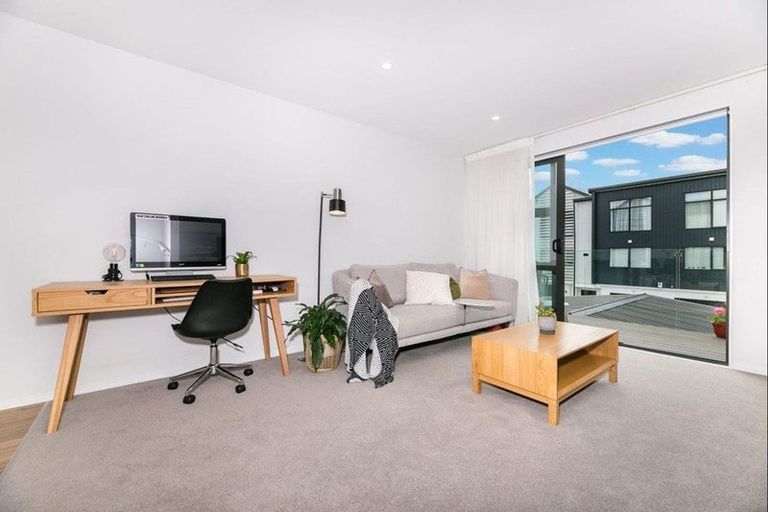 Photo of property in 25 Settlers Avenue, Hobsonville, Auckland, 0618