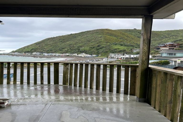 Photo of property in 2 Happy Valley Road, Owhiro Bay, Wellington, 6023