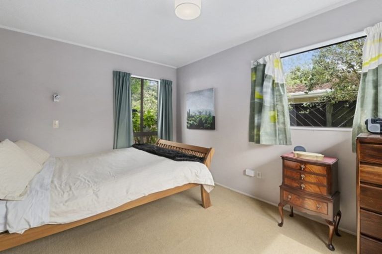 Photo of property in 39 Waddington Drive, Naenae, Lower Hutt, 5011
