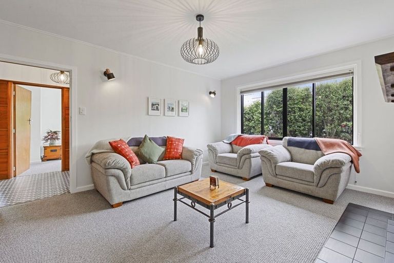 Photo of property in 41 Park Avenue, Oxford, 7430