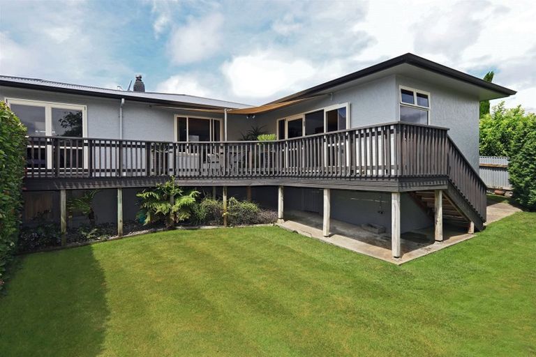 Photo of property in 21 Rakau Street, Havelock North, 4130