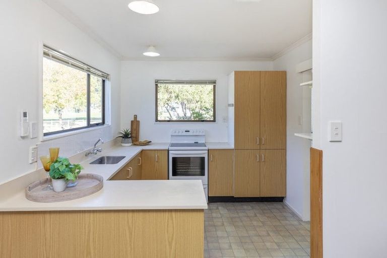 Photo of property in 2/11 Duncan Street, Sumner, Christchurch, 8081