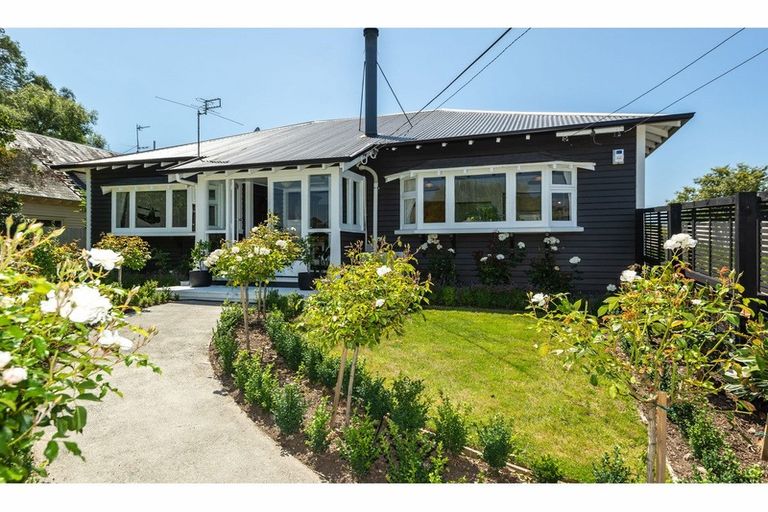 Photo of property in 60 Petrie Street, Richmond, Christchurch, 8013